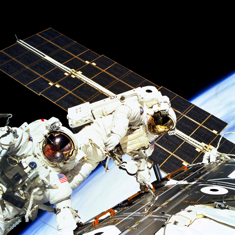 Illustration for article titled Holy Crap, We've Been Living in Space for 15 Years!